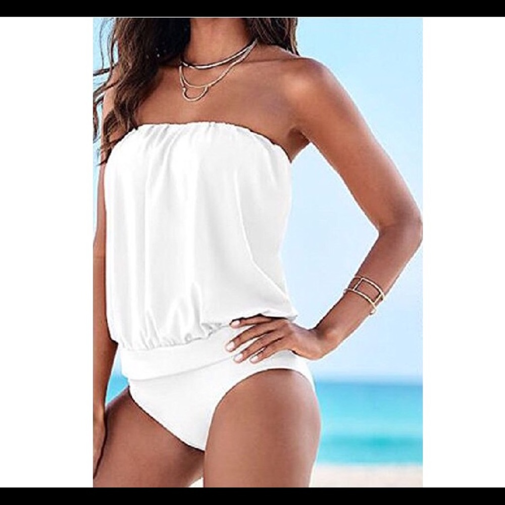 Brand new 2 piece 👙 suit. White still available